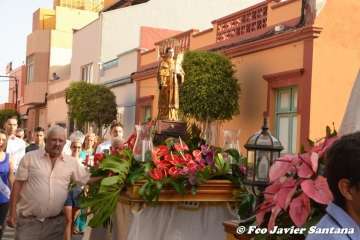 El Caracol despide sus fiestas con procesión y espectáculo musical (Foto Francisco Javier Santana)